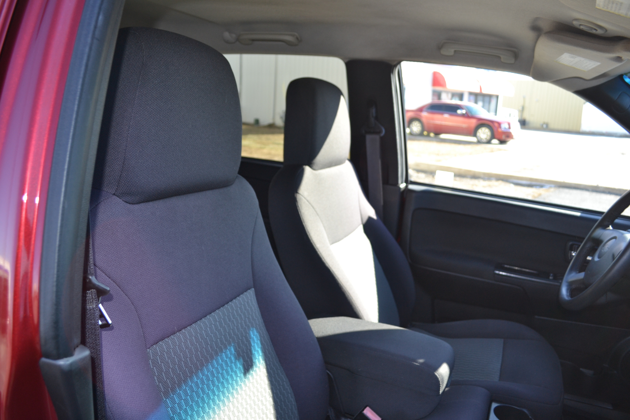 Chevrolet Colorado 2LT Crew Cab 4WD 2011