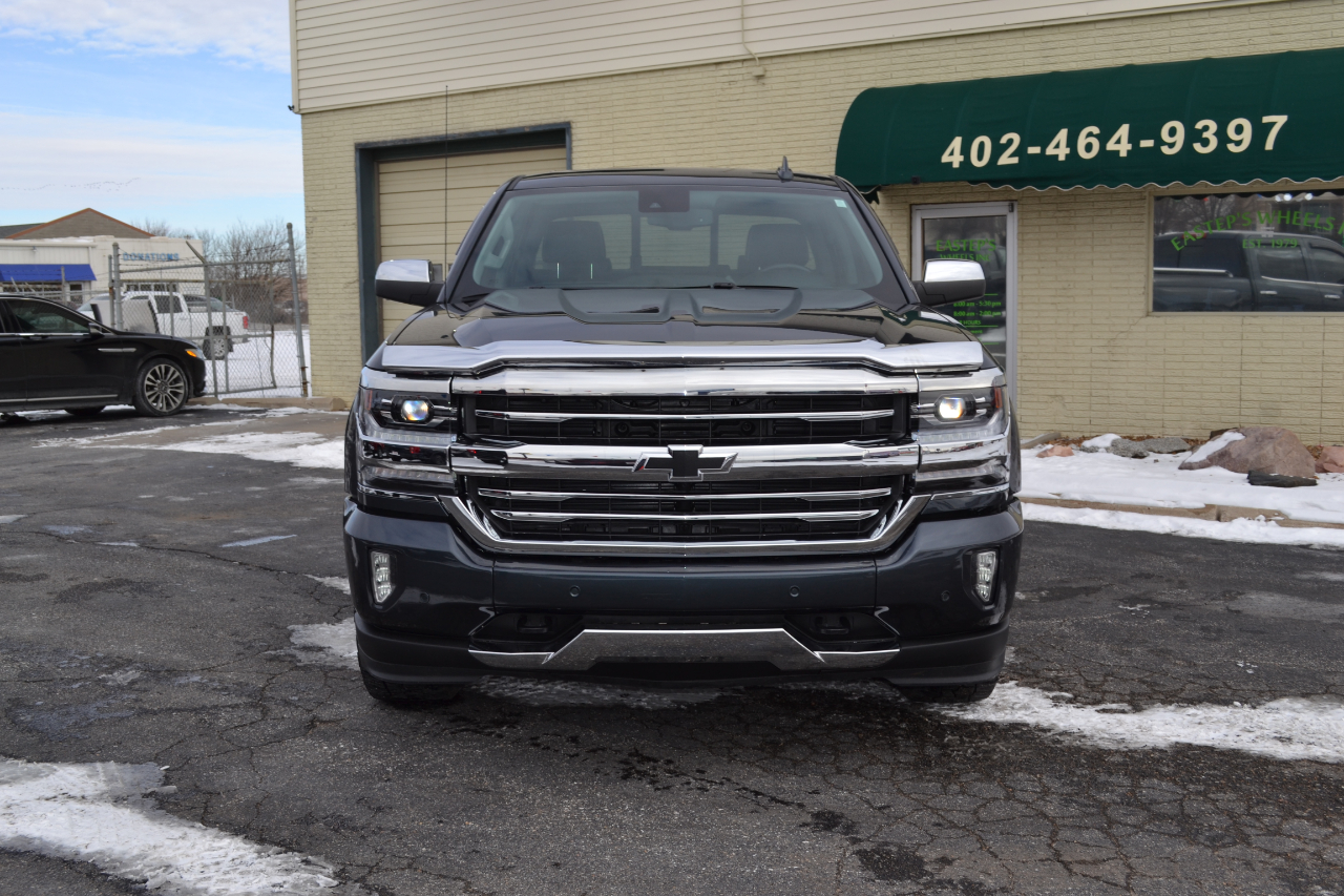 Chevrolet Silverado 1500 High Country Crew Cab Short Box 4WD 2017