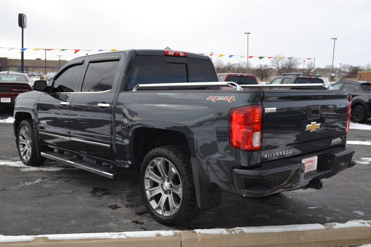 Chevrolet Silverado 1500 High Country Crew Cab Short Box 4WD 2017