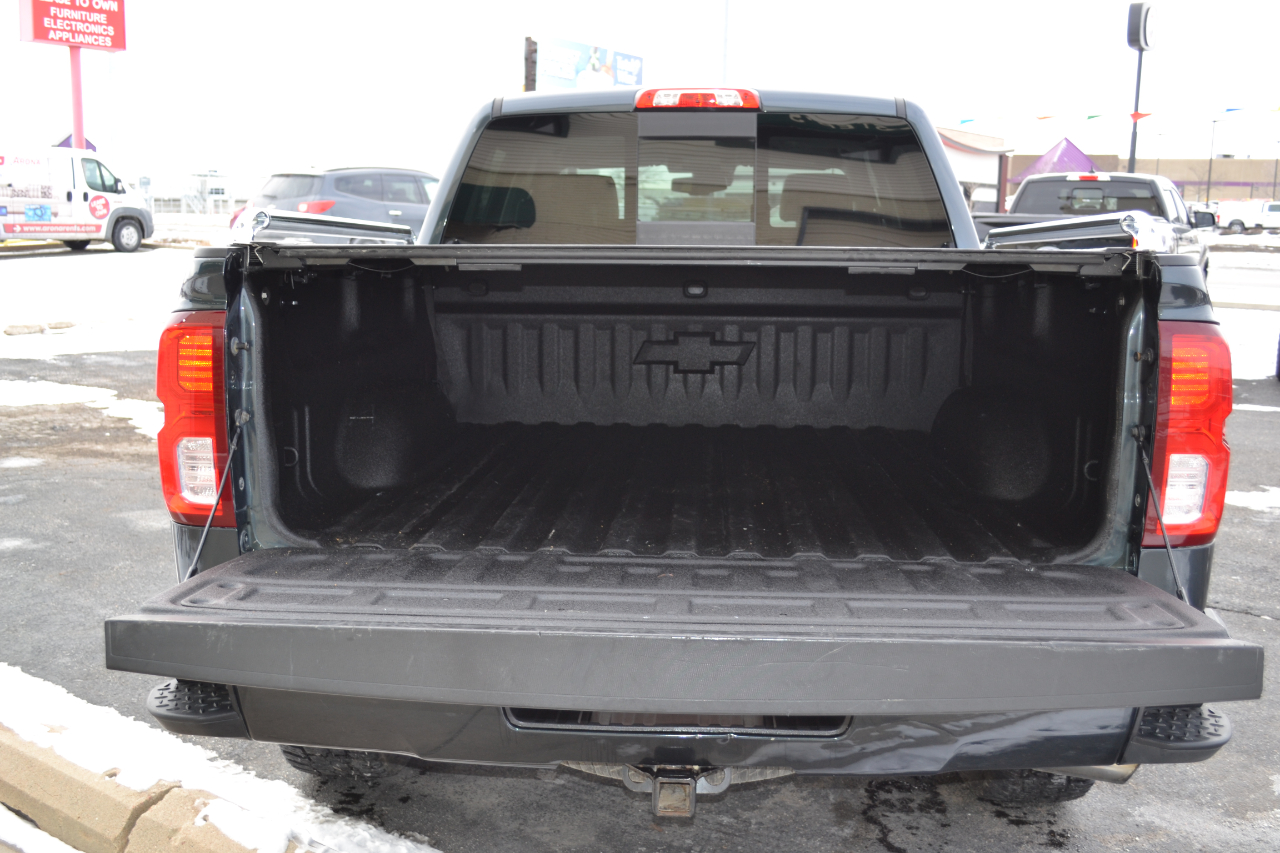 Chevrolet Silverado 1500 High Country Crew Cab Short Box 4WD 2017