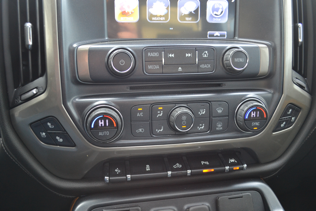 Chevrolet Silverado 1500 High Country Crew Cab Short Box 4WD 2017