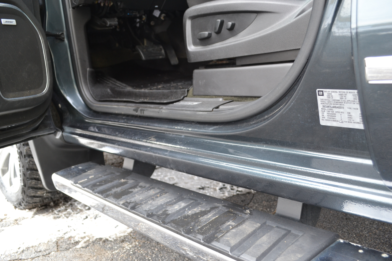 Chevrolet Silverado 1500 High Country Crew Cab Short Box 4WD 2017