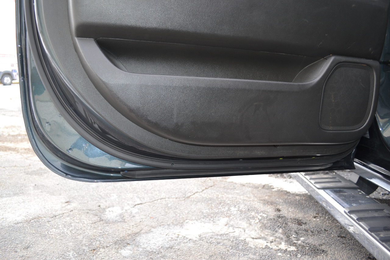 Chevrolet Silverado 1500 High Country Crew Cab Short Box 4WD 2017