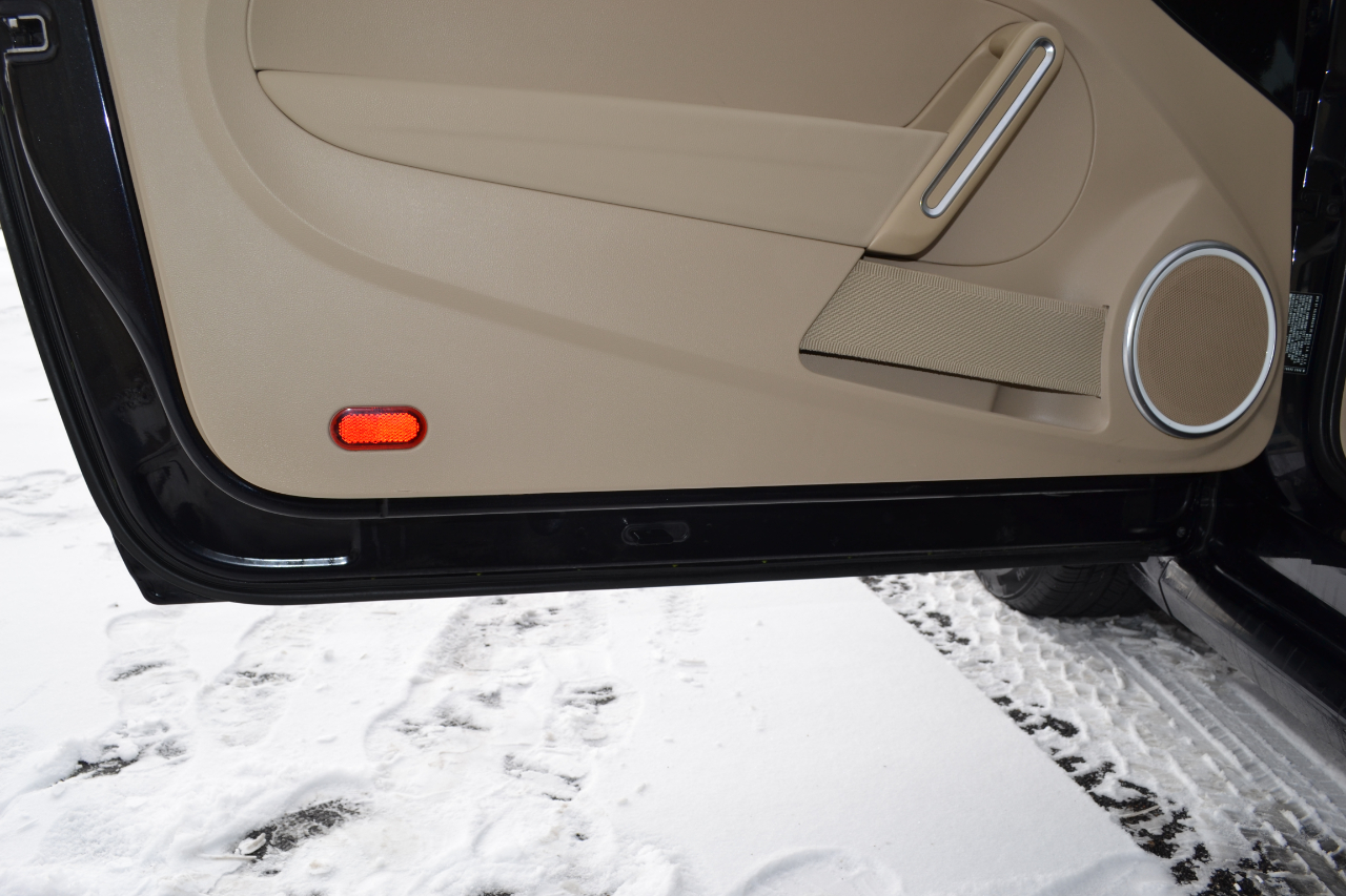 Volkswagen Beetle 2.0T SE 2018