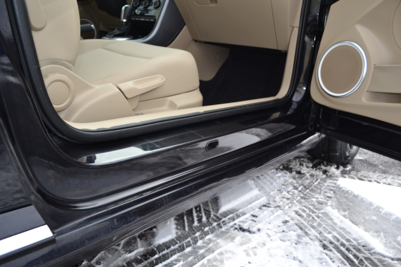 Volkswagen Beetle 2.0T SE 2018