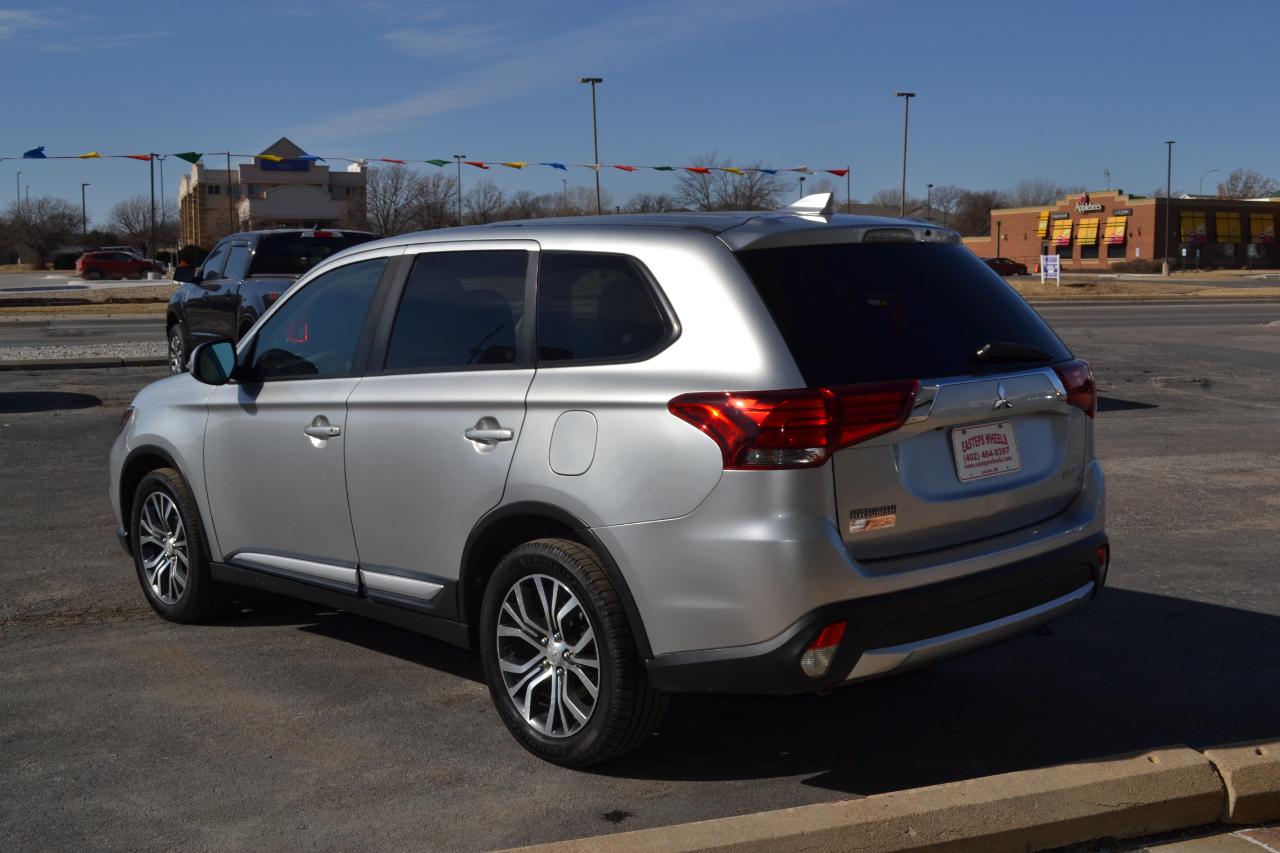 Mitsubishi Outlander SE AWD 2018