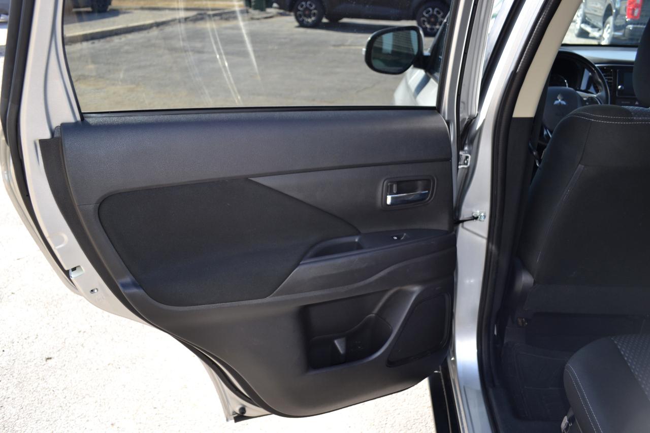 Mitsubishi Outlander SE AWD 2018