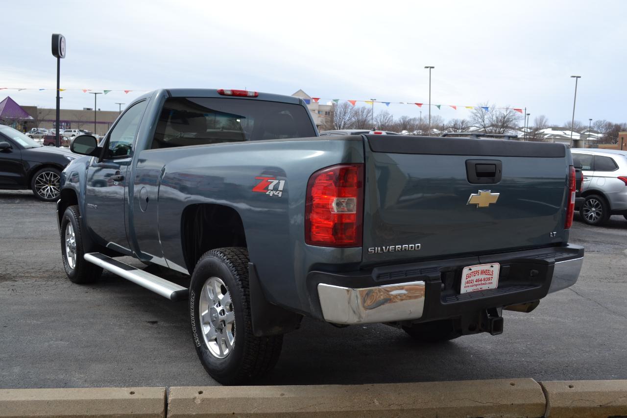 Chevrolet Silverado 2500HD LT Long Box 4WD 2011
