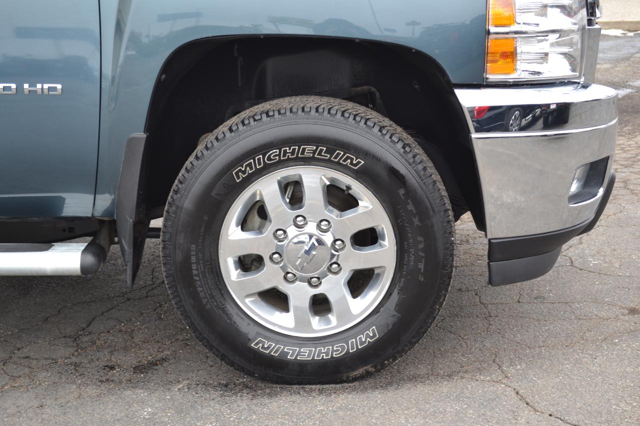 Chevrolet Silverado 2500HD LT Long Box 4WD 2011