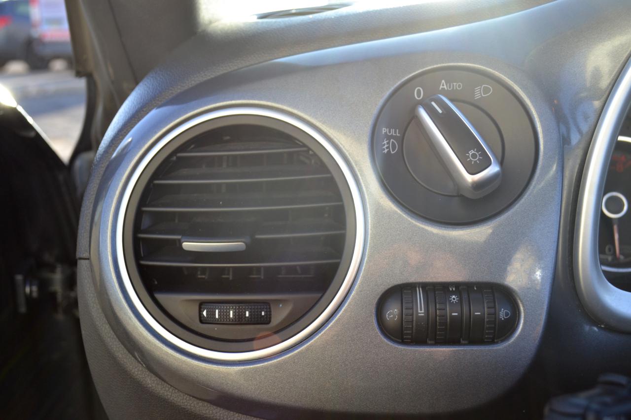 Volkswagen Beetle 2.0T S Convertible 2019