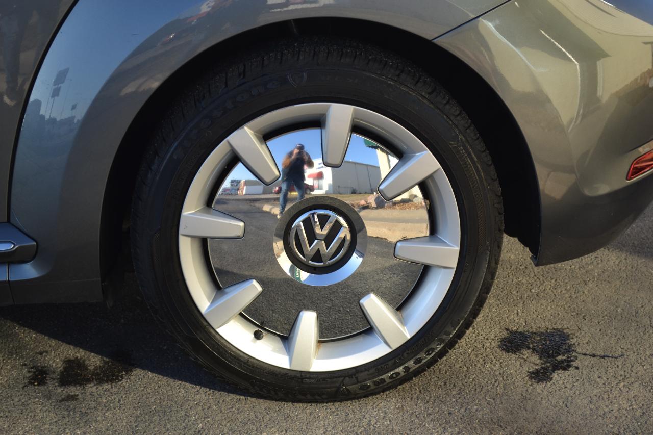 Volkswagen Beetle 2.0T S Convertible 2019