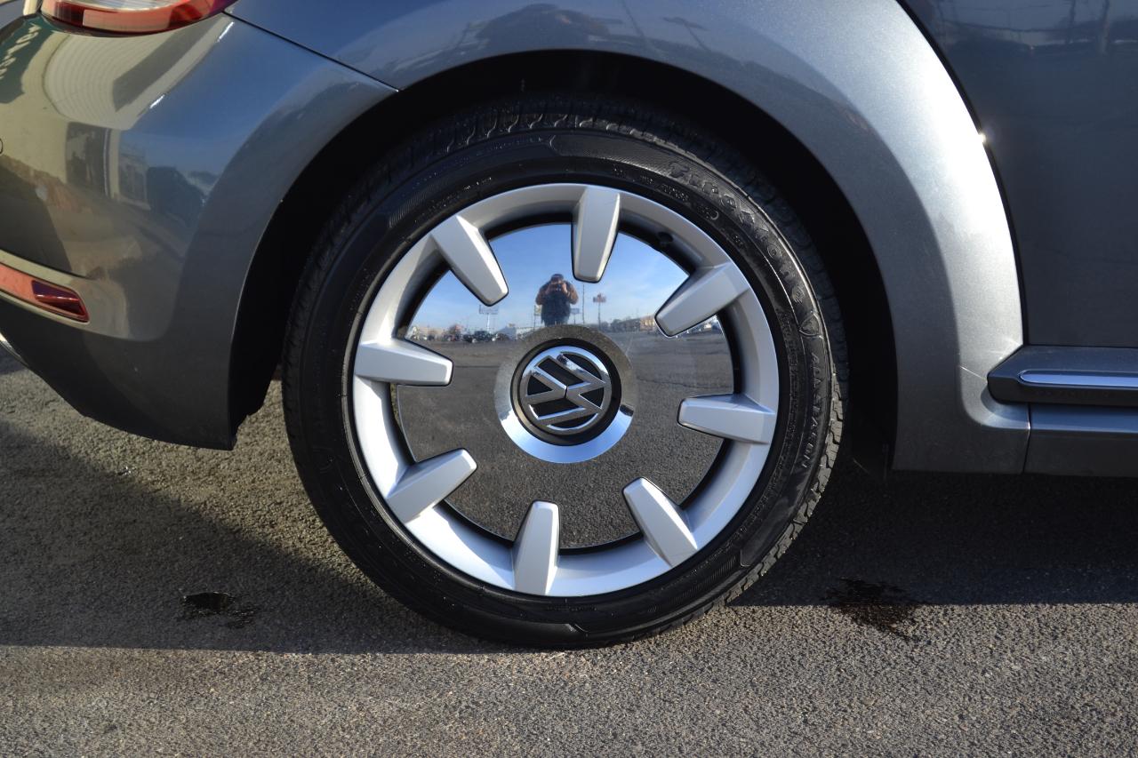 Volkswagen Beetle 2.0T S Convertible 2019