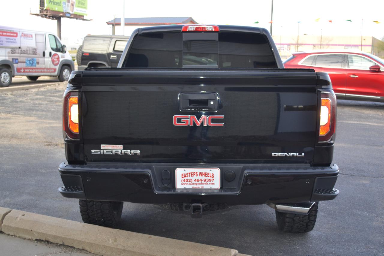 GMC Sierra 1500 Denali Crew Cab Long Box 4WD 2018