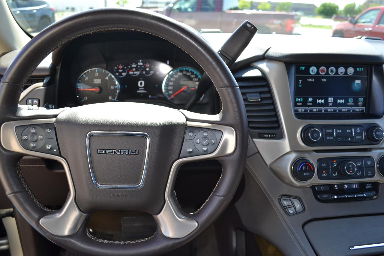 GMC Yukon Denali 4WD 2017