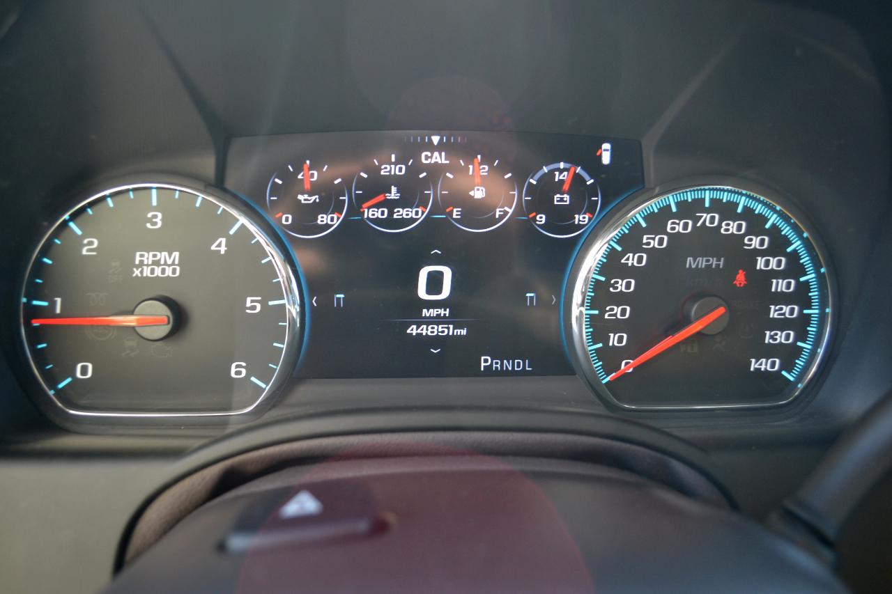 GMC Yukon Denali 4WD 2017