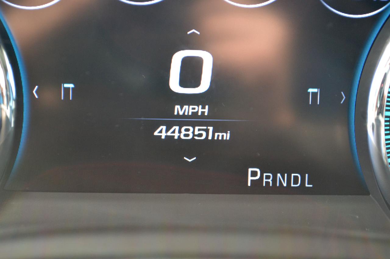 GMC Yukon Denali 4WD 2017
