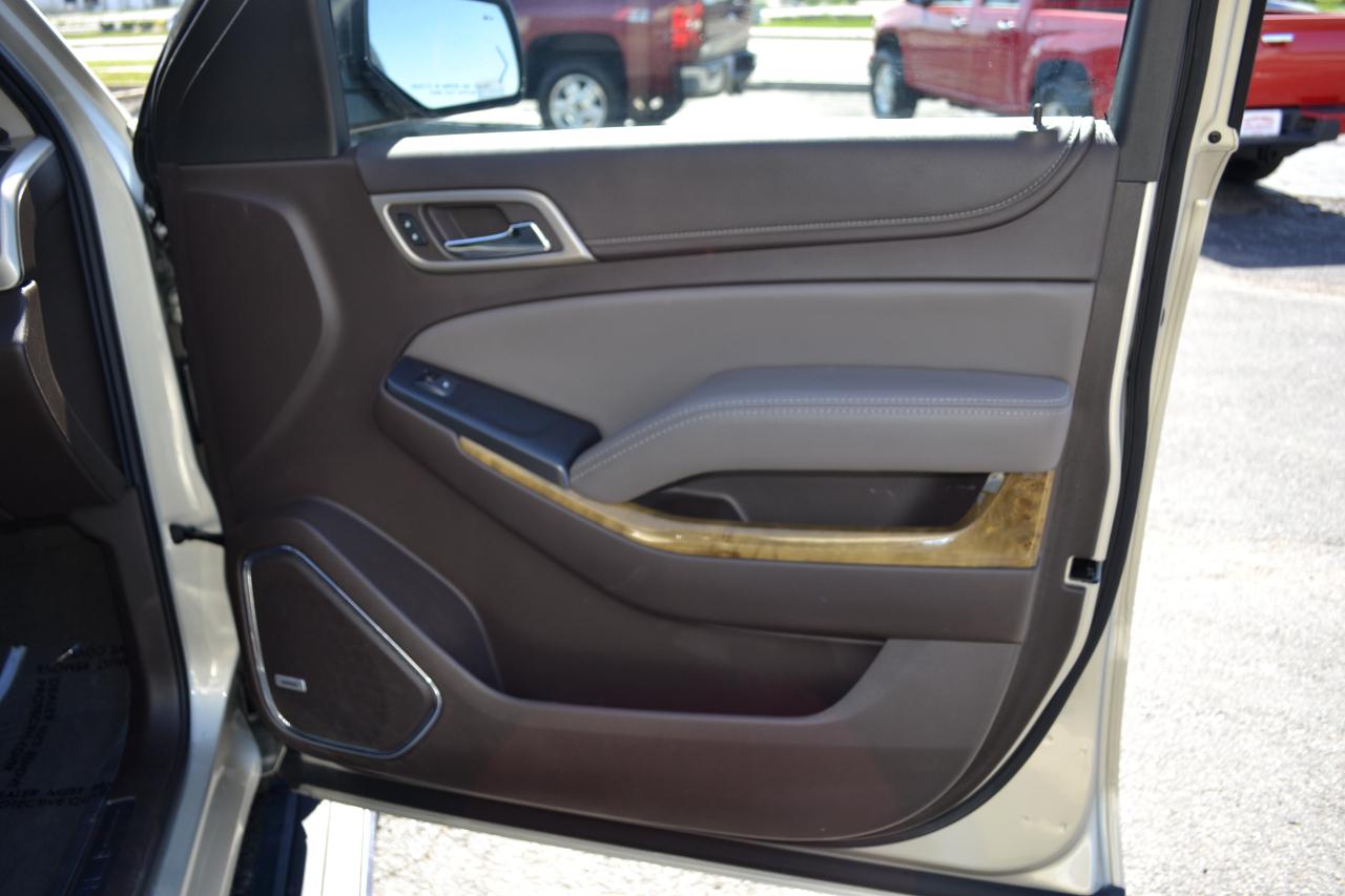 GMC Yukon Denali 4WD 2017