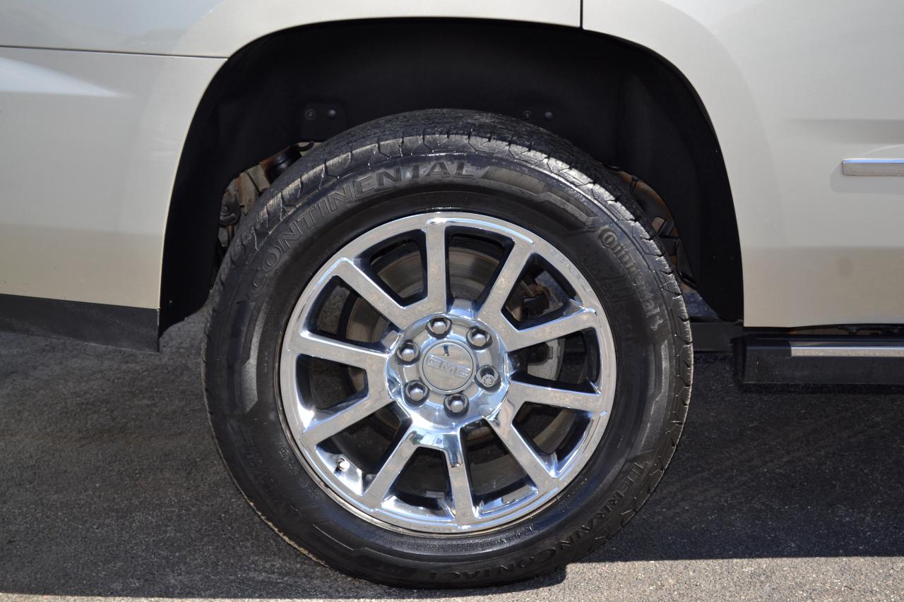 GMC Yukon Denali 4WD 2017