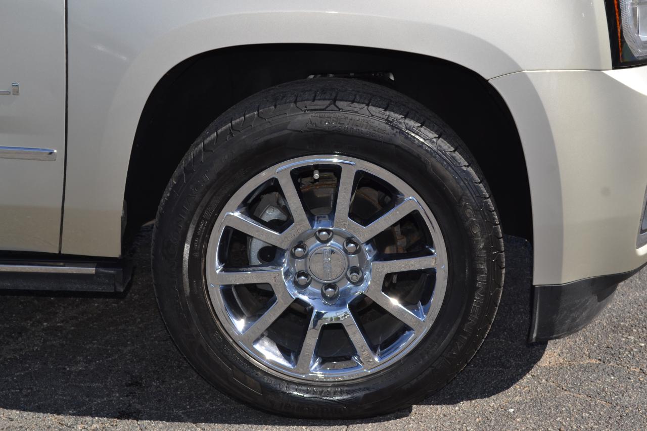 GMC Yukon Denali 4WD 2017