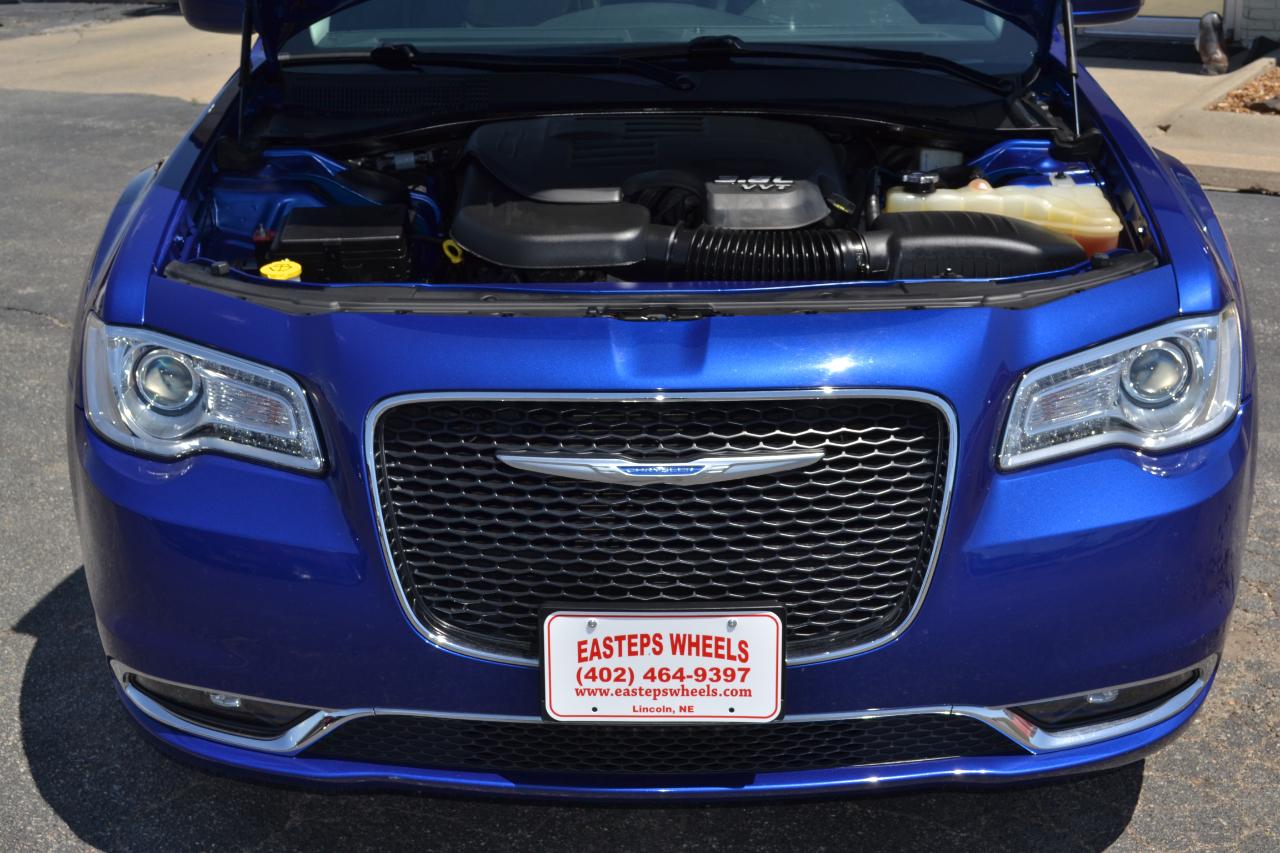 Chrysler 300 Touring AWD 2018