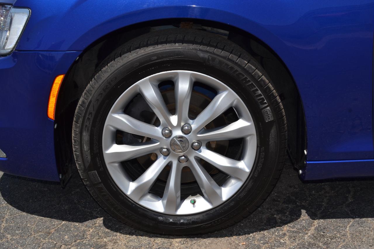 Chrysler 300 Touring AWD 2018