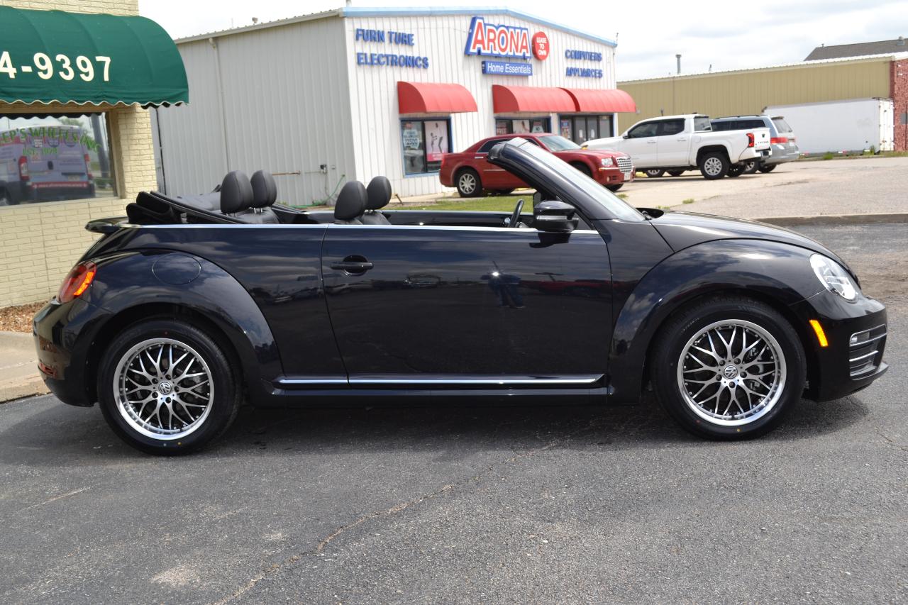 Volkswagen Beetle 2.0T S Convertible 2019