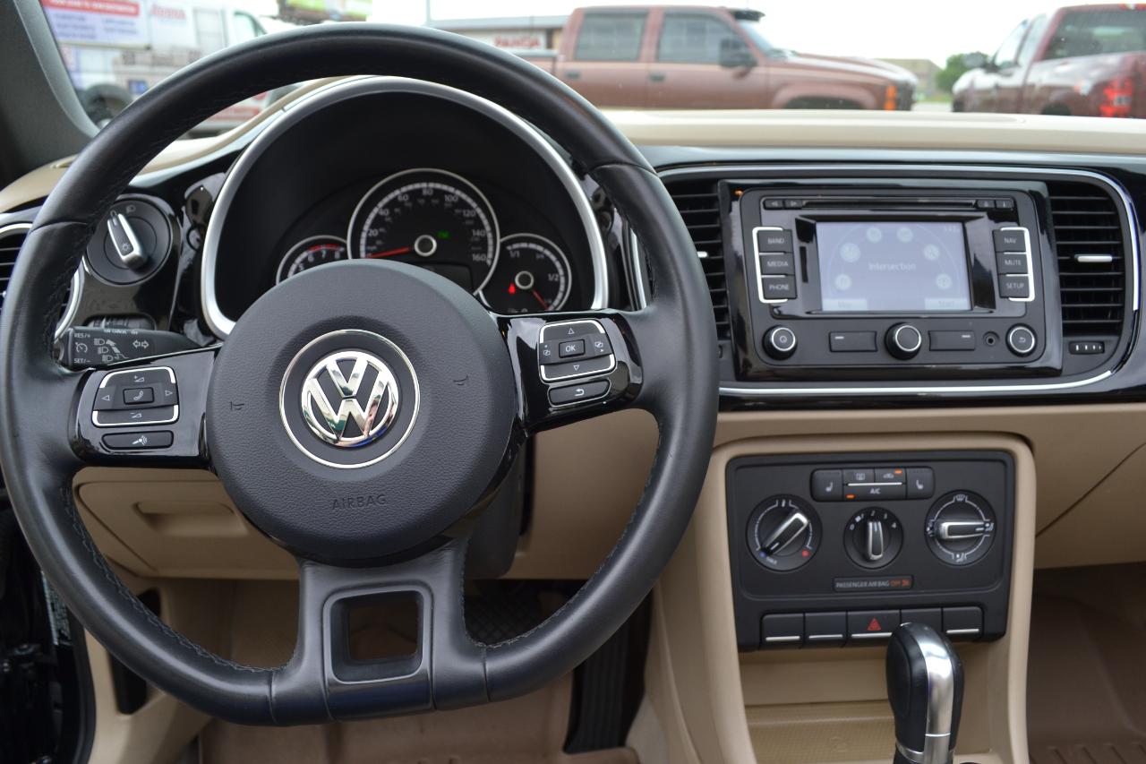 Volkswagen Beetle 1.8T Convertible 2015