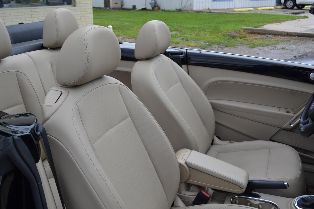 Volkswagen Beetle 1.8T Convertible 2015