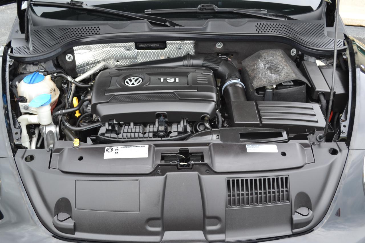 Volkswagen Beetle 1.8T Convertible 2015