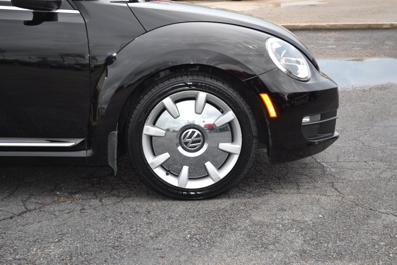 Volkswagen Beetle 1.8T Convertible 2015