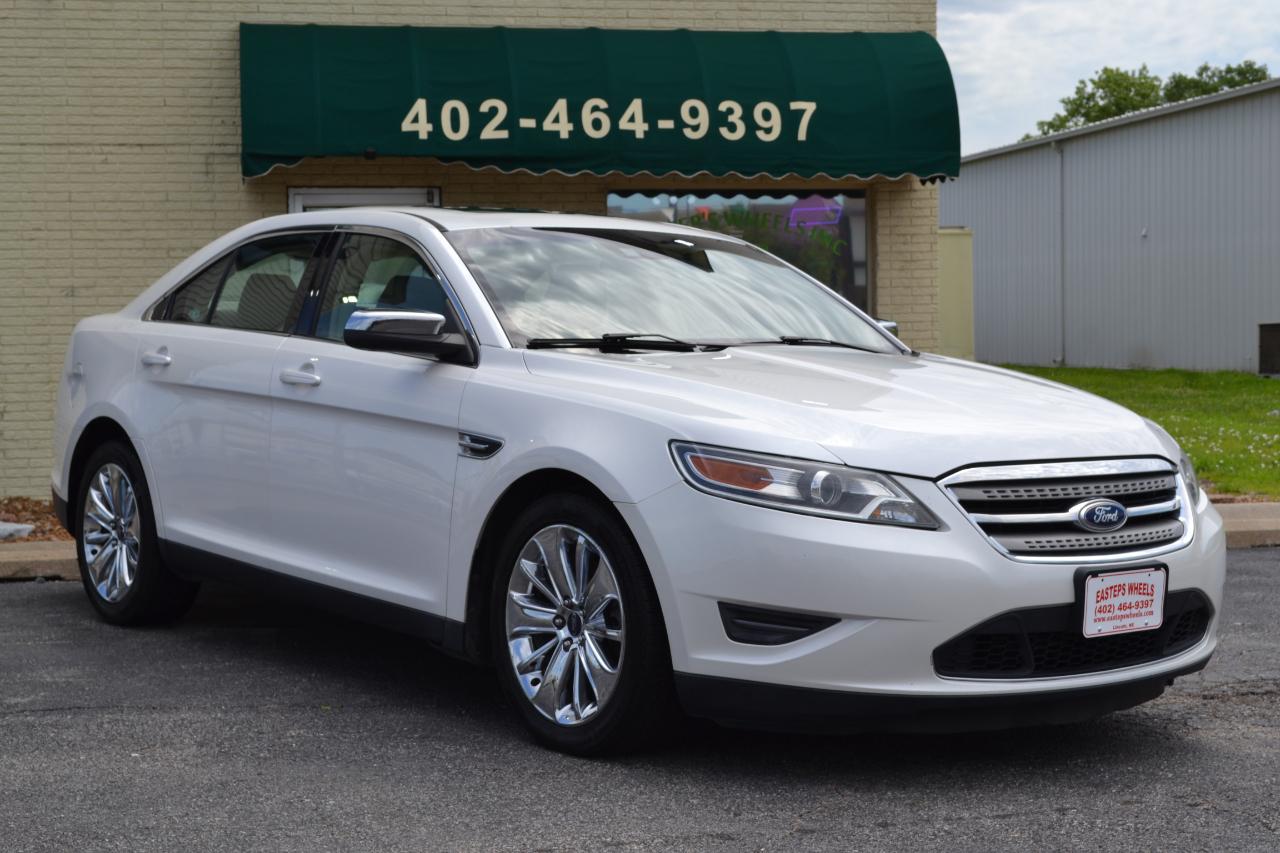 Ford Taurus Limited AWD 2010
