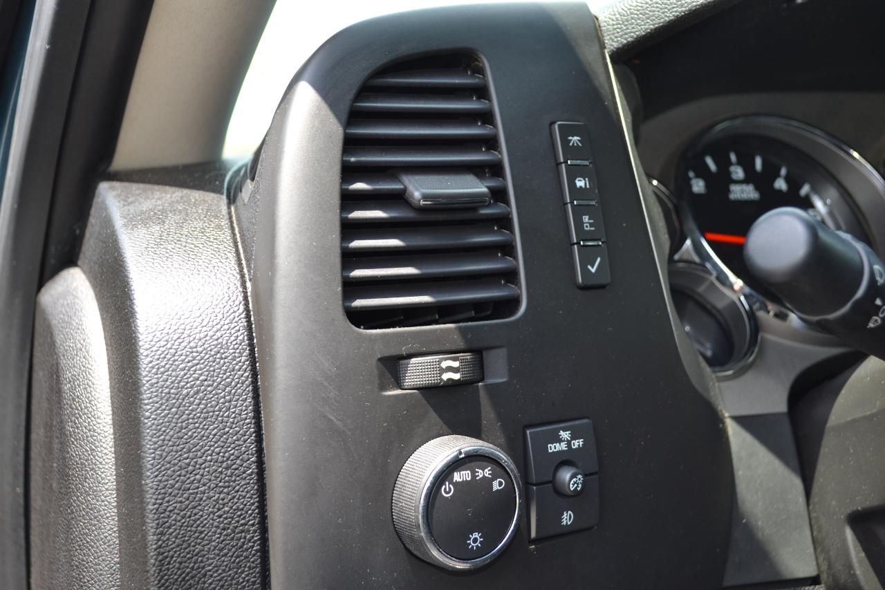 Chevrolet Silverado 1500 LT Crew Cab 4WD 2012