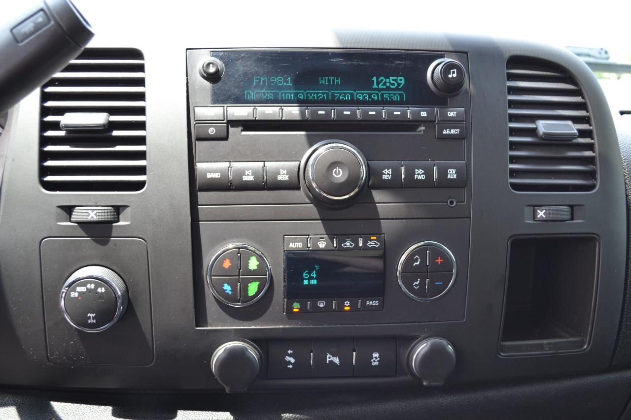 Chevrolet Silverado 1500 LT Crew Cab 4WD 2012
