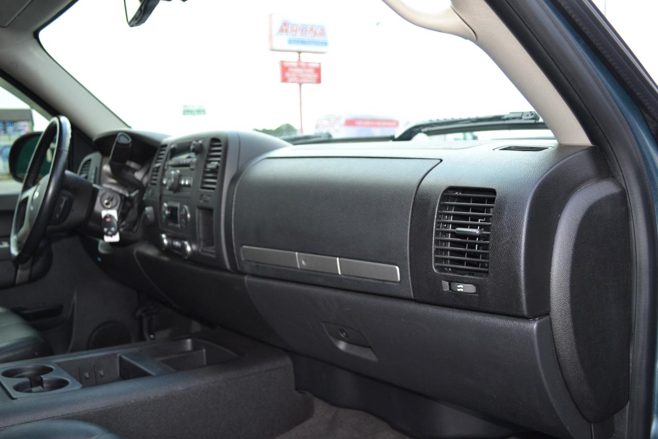 Chevrolet Silverado 1500 LT Crew Cab 4WD 2012
