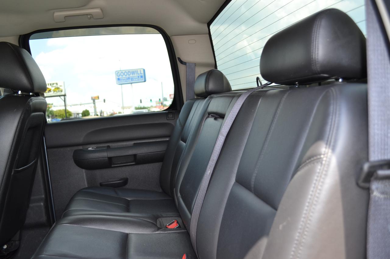 Chevrolet Silverado 1500 LT Crew Cab 4WD 2012