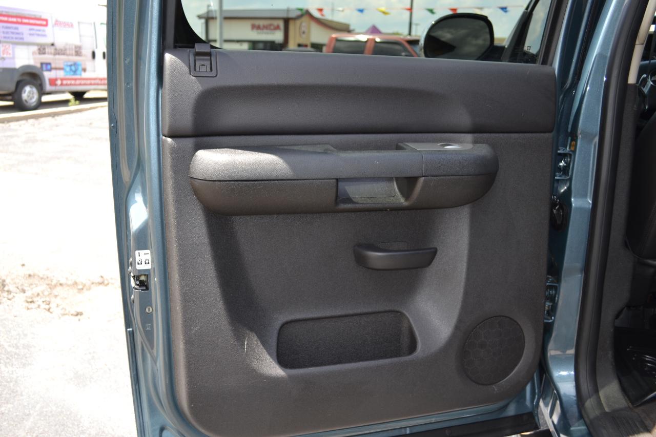 Chevrolet Silverado 1500 LT Crew Cab 4WD 2012