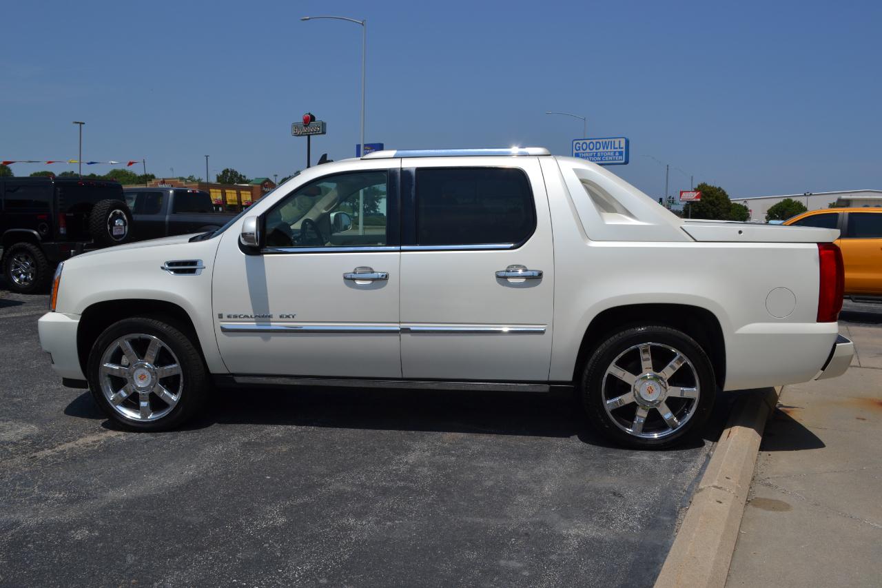 Cadillac Escalade EXT Sport Utility Truck 2008