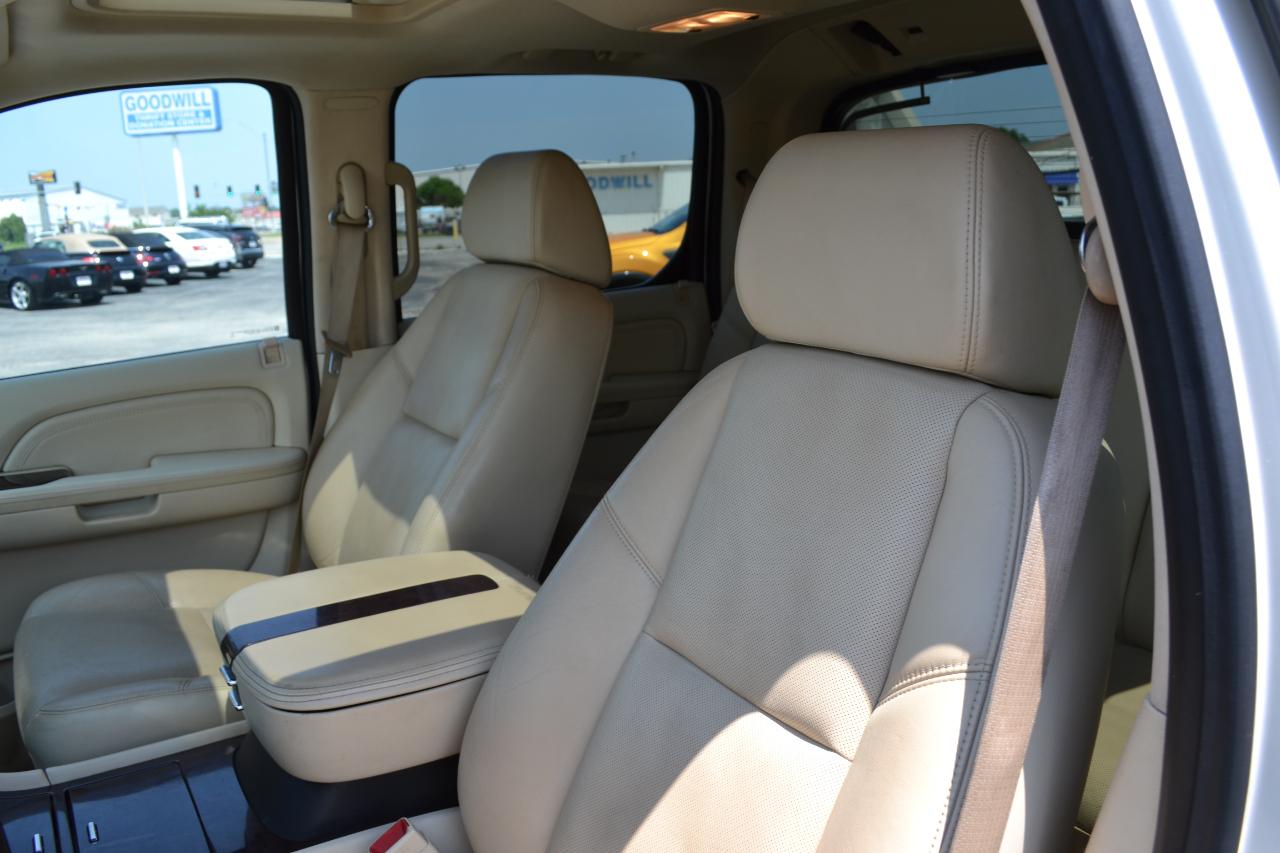 Cadillac Escalade EXT Sport Utility Truck 2008