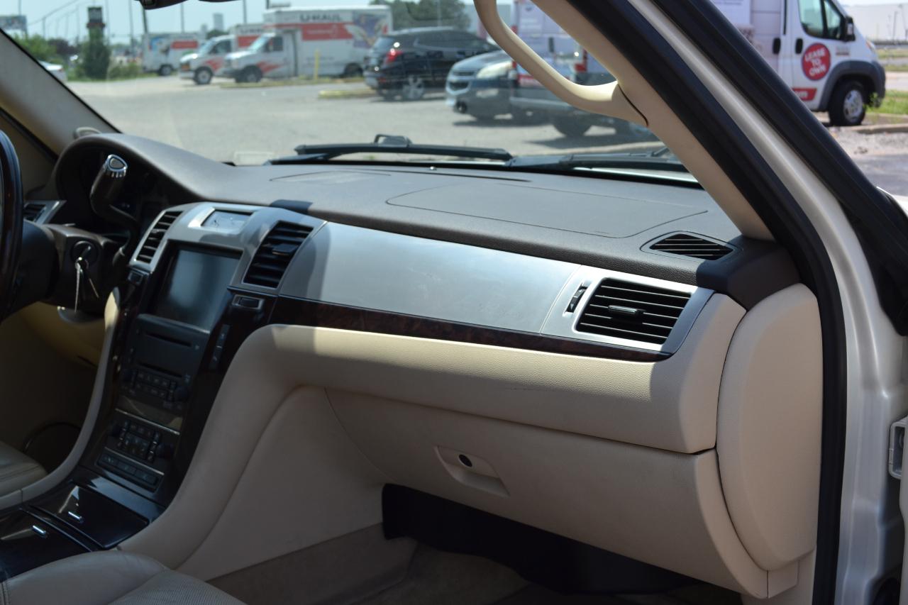 Cadillac Escalade EXT Sport Utility Truck 2008