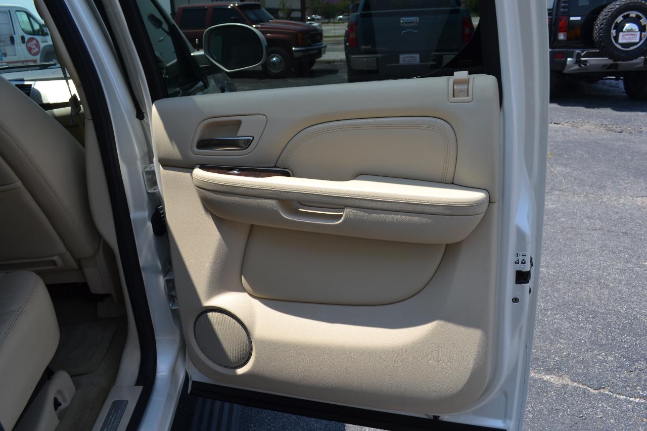 Cadillac Escalade EXT Sport Utility Truck 2008
