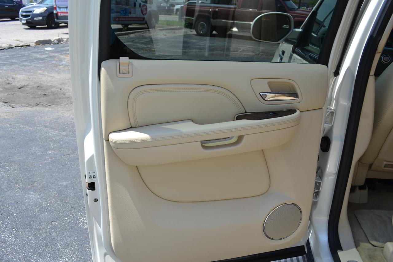 Cadillac Escalade EXT Sport Utility Truck 2008