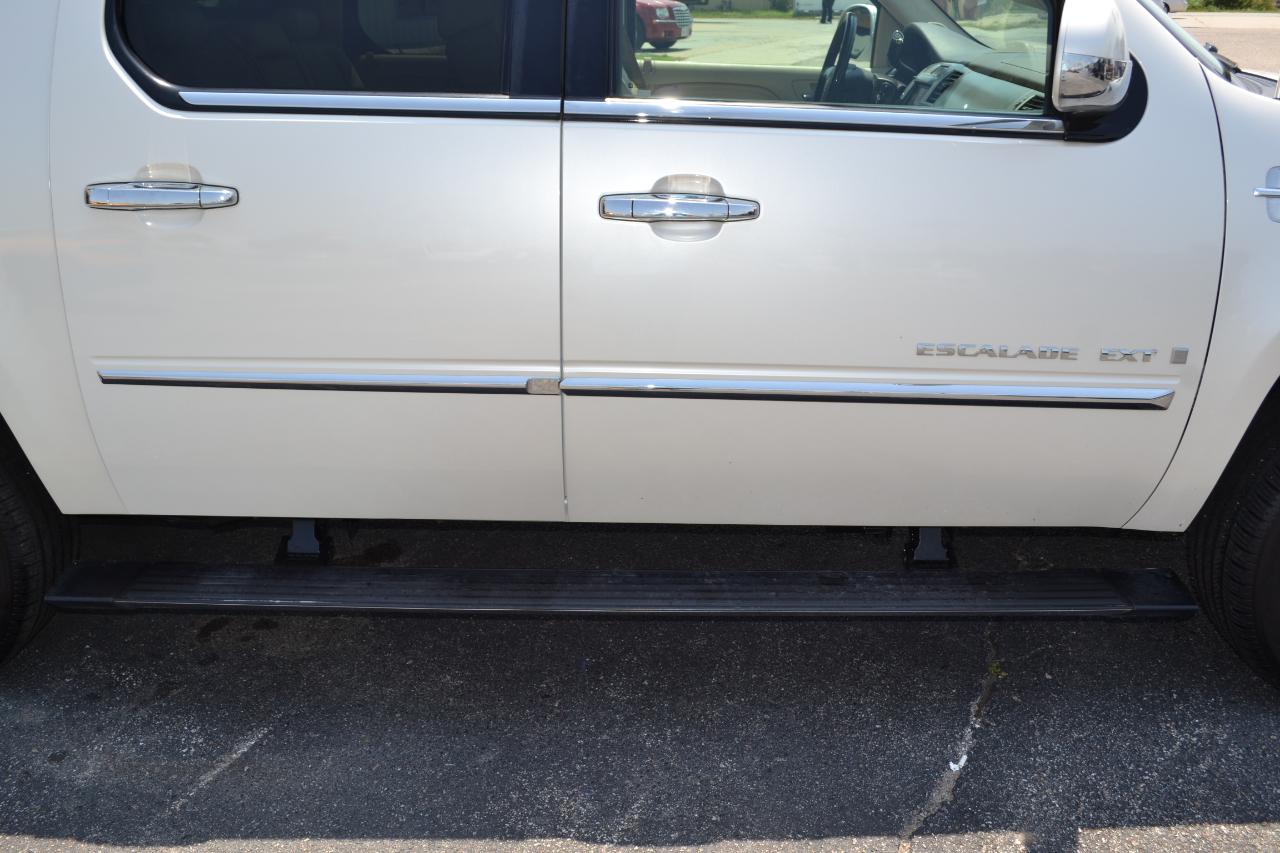 Cadillac Escalade EXT Sport Utility Truck 2008