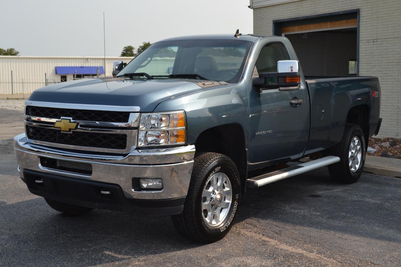 Chevrolet Silverado 2500HD LT Long Box 4WD 2011