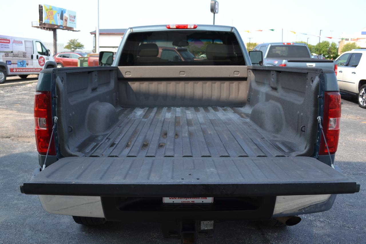 Chevrolet Silverado 2500HD LT Long Box 4WD 2011