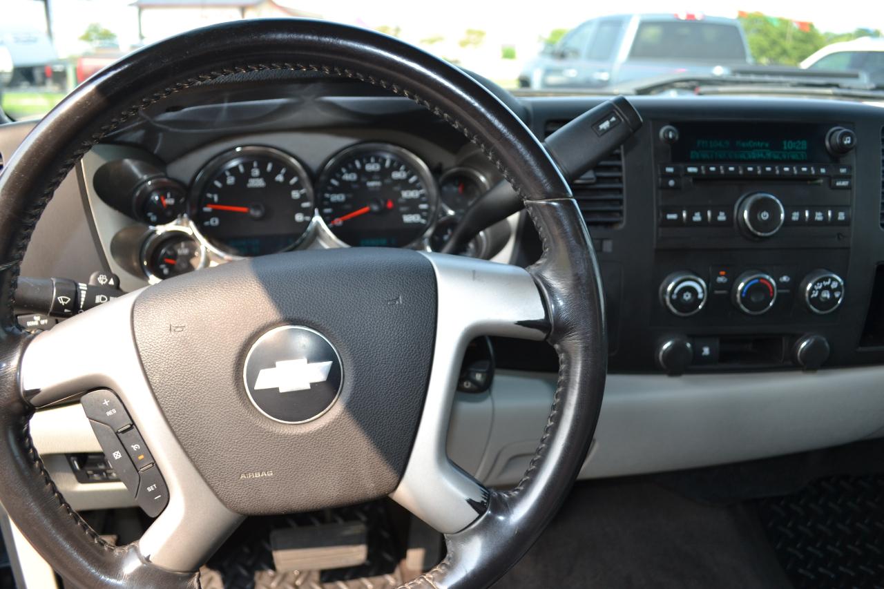 Chevrolet Silverado 2500HD LT Long Box 4WD 2011