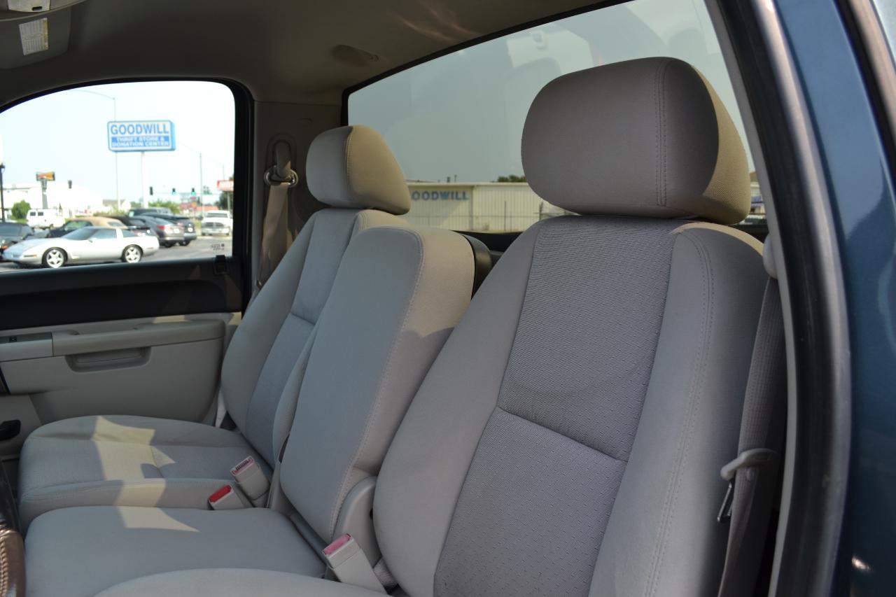 Chevrolet Silverado 2500HD LT Long Box 4WD 2011
