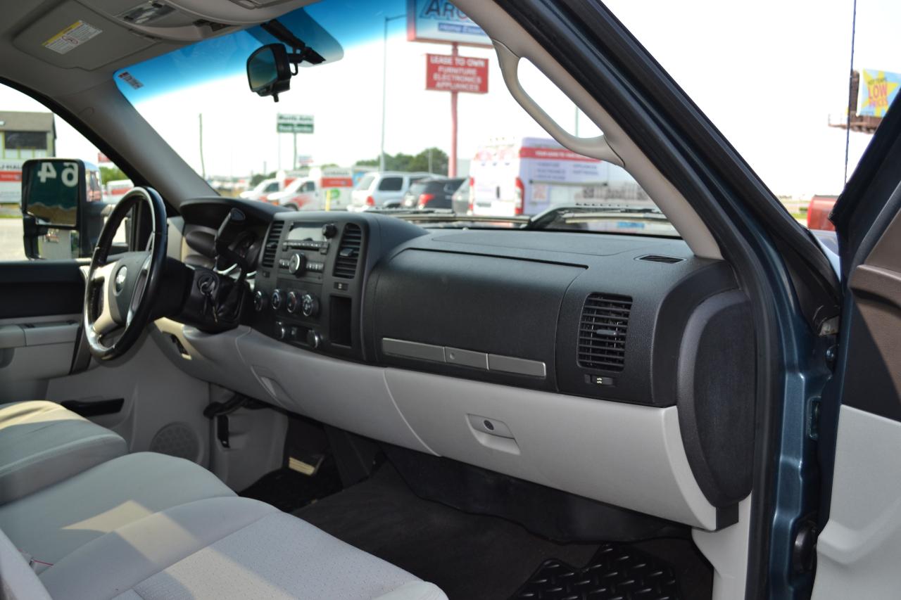 Chevrolet Silverado 2500HD LT Long Box 4WD 2011