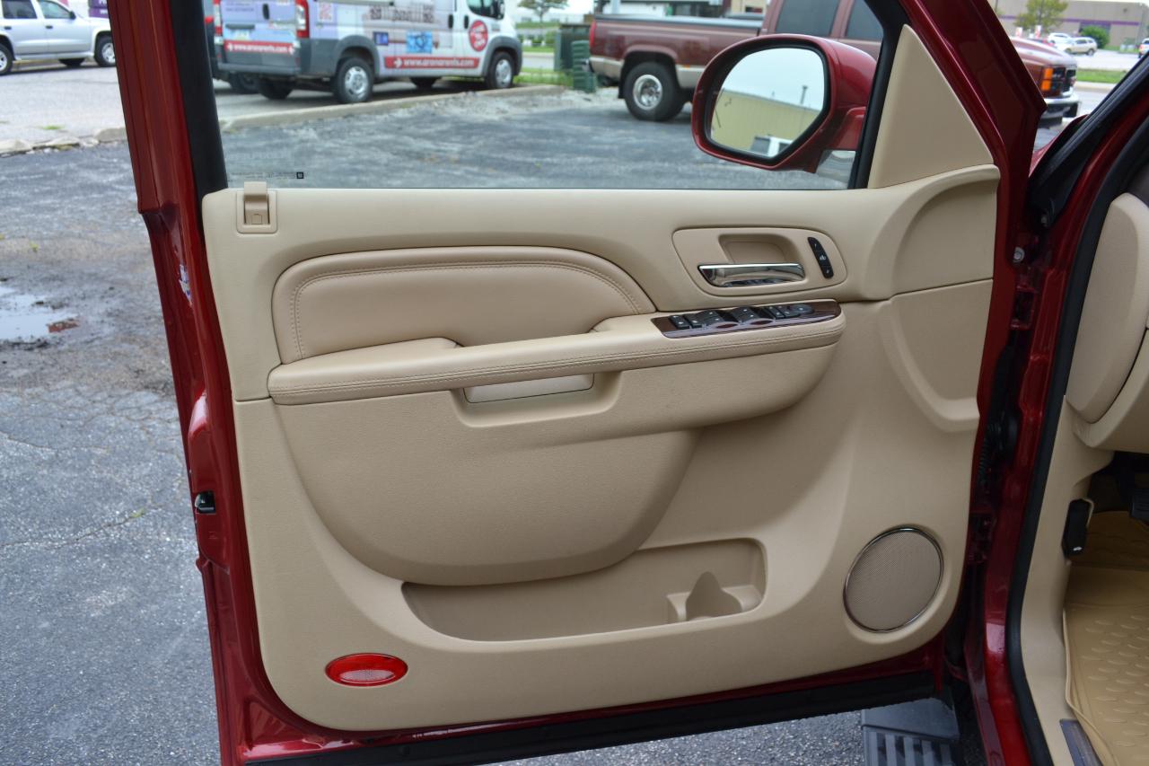 Cadillac Escalade Premium AWD 2014