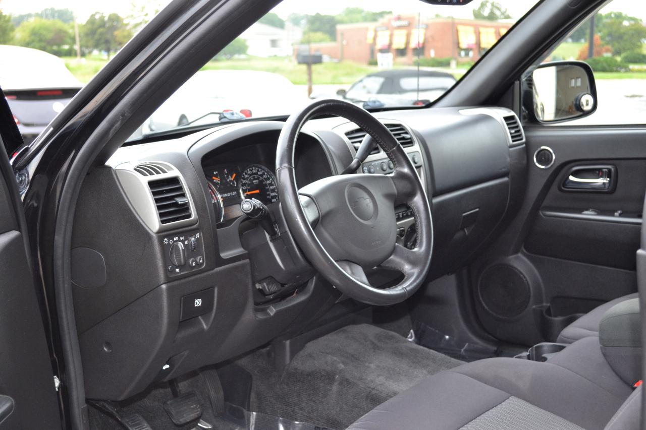 Chevrolet Colorado 2LT Crew Cab 4WD 2011