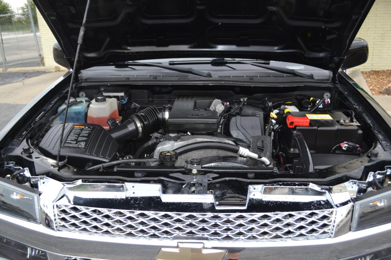 Chevrolet Colorado 2LT Crew Cab 4WD 2011
